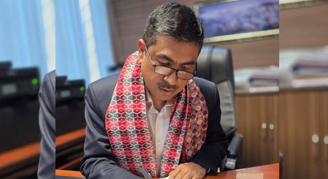 विद्युत प्राधिकरणका नवनियुक्त कार्यकारी निर्देशक श्रेष्ठद्वारा पद तथा गोपनियताको सपथ