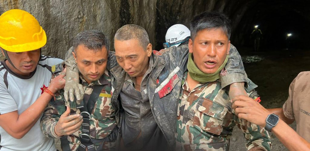 अपर त्रिशूली–१ को सुरुङबाट चिनियाँ नागरिकको जीवितै उद्धार