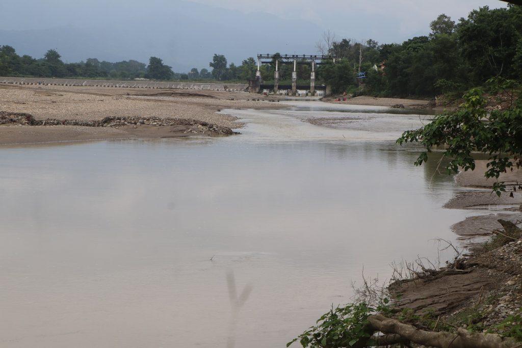 बाणगंगा नदीको टापुमा फसेका एक बालकको सकुशल उद्धार, अर्का बेपत्ता