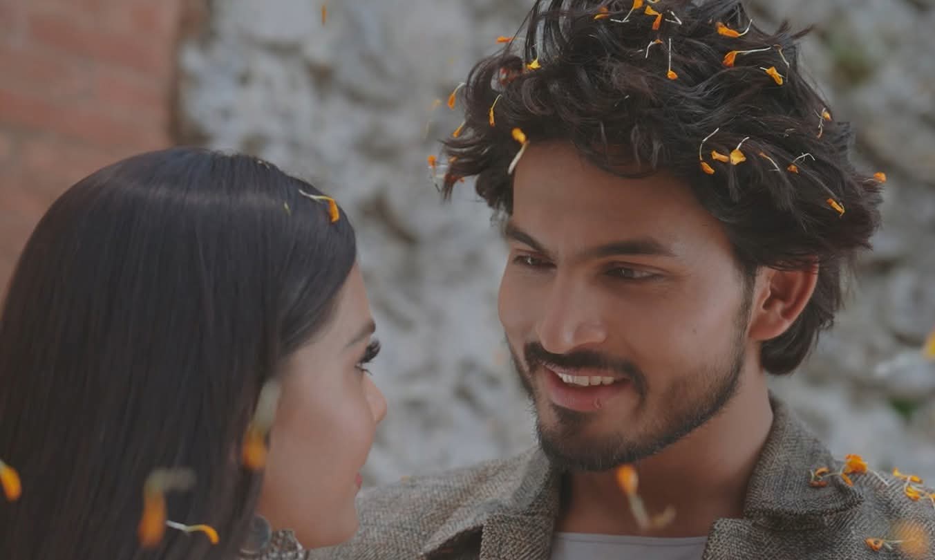 आशिष–रचनाको स्वरमा ‘चुलबुले नानी’, रिमा श्रेष्ठको गीतले बटुल्दै चर्चा