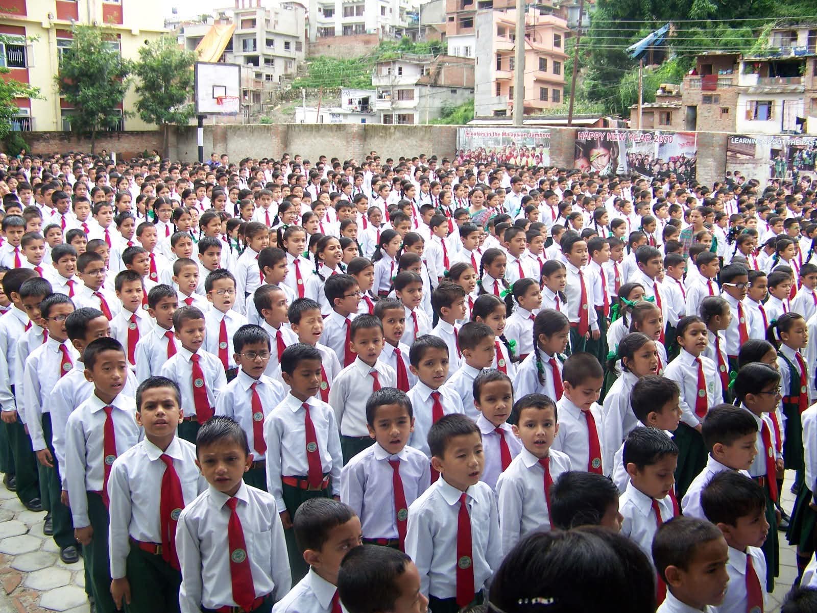 भोटेकोशी बाढीपीडितका लागि अक्सिडेन्टल पब्लिक स्कुलको २ लाख ५१ हजार सहयोग