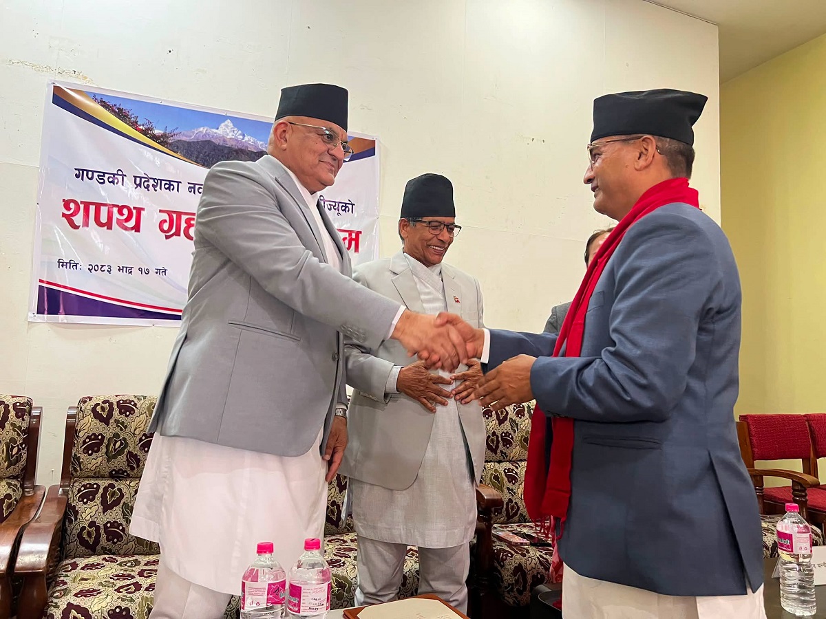 गण्डकीमा मन्त्रिपरिषद् विस्तार: फणिन्द्र देवकोटा ऊर्जा मन्त्री नियुक्त, न्यौपानेको मन्त्रालय हेरफेर
