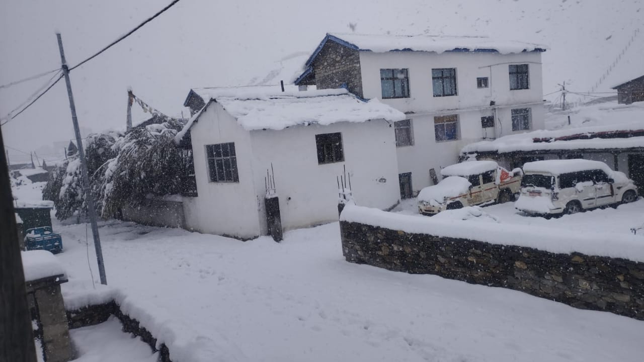 हुम्लाका हिल्सालगायत उच्च हिमाली क्षेत्रमा हिमपात, चिसो अत्यधिक बढ्यो