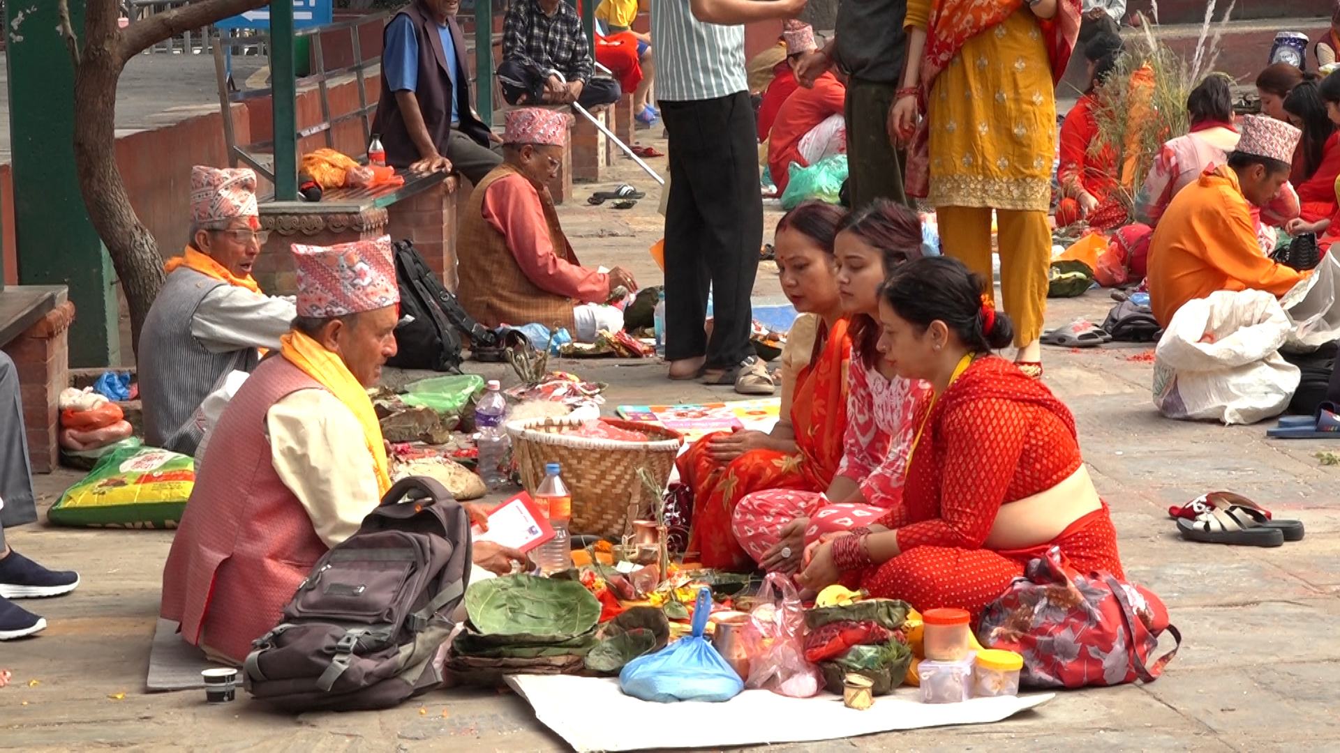 ऋषि पञ्चमीमा कोटेश्वरको महादेवस्थान मन्दिरमा भक्तजनको घुइँचो (फोटोफिचर)