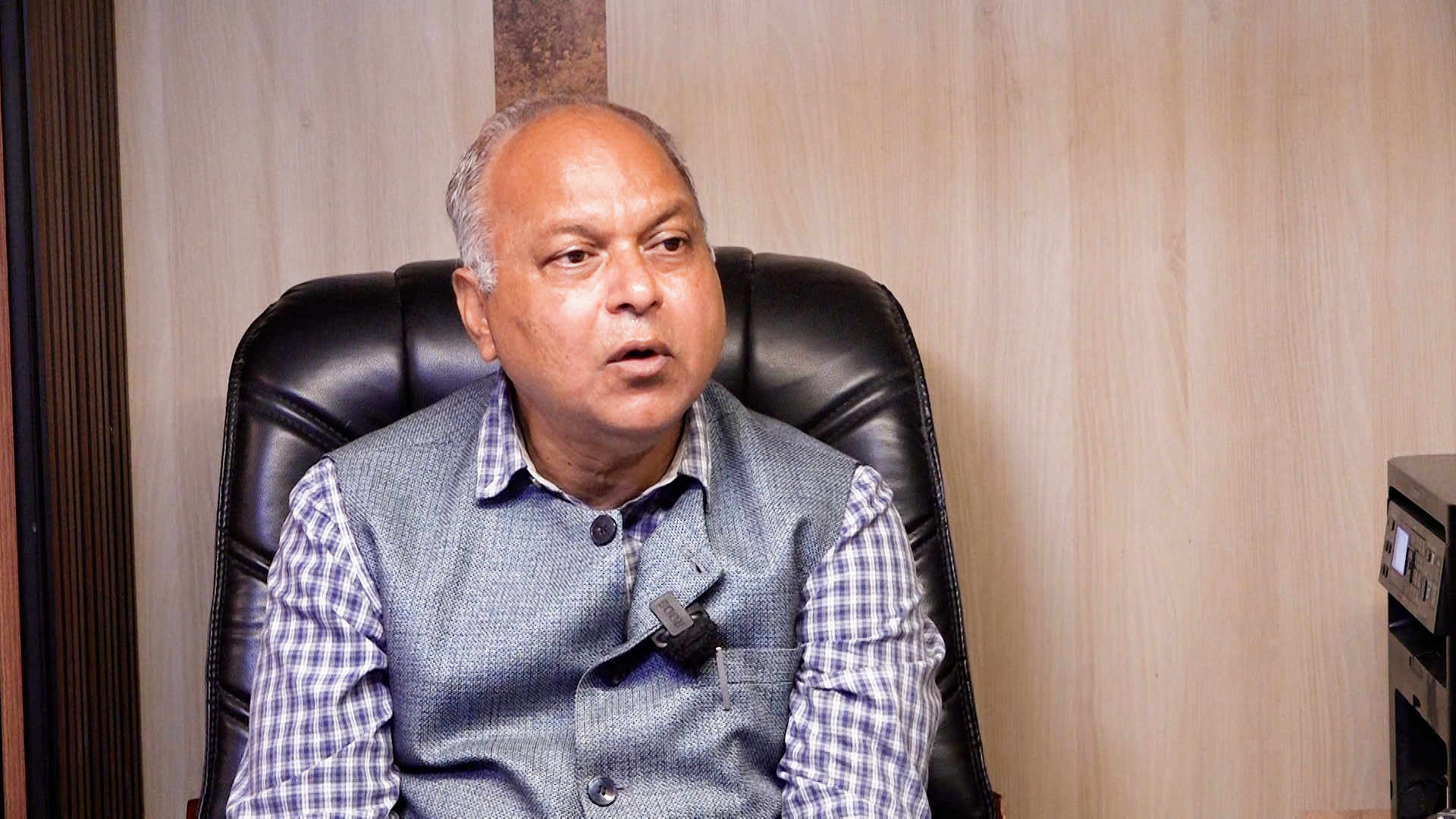नियमित स्क्रिनिङ र समयमै पहिचानले क्यान्सरको जोखिम घटाउन सकिन्छ: डा. अन्जनीकुमार झा
