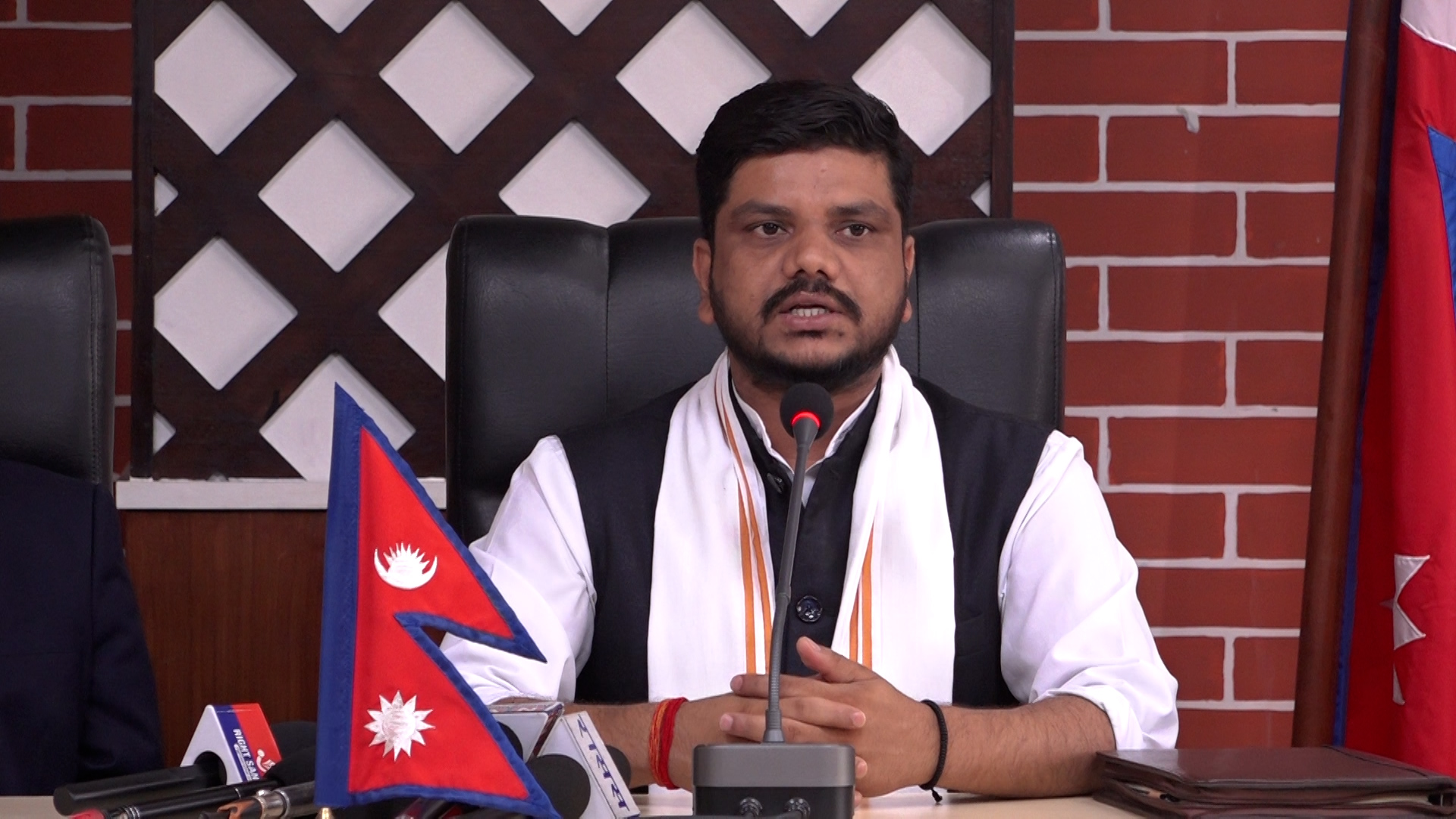 स्वदेशमै रोजगारी सिर्जना गर्न १२ वटा ‘फ्ल्यागसिप’ कार्यक्रम सञ्चालन गर्दैछौँ : मन्त्री यादव