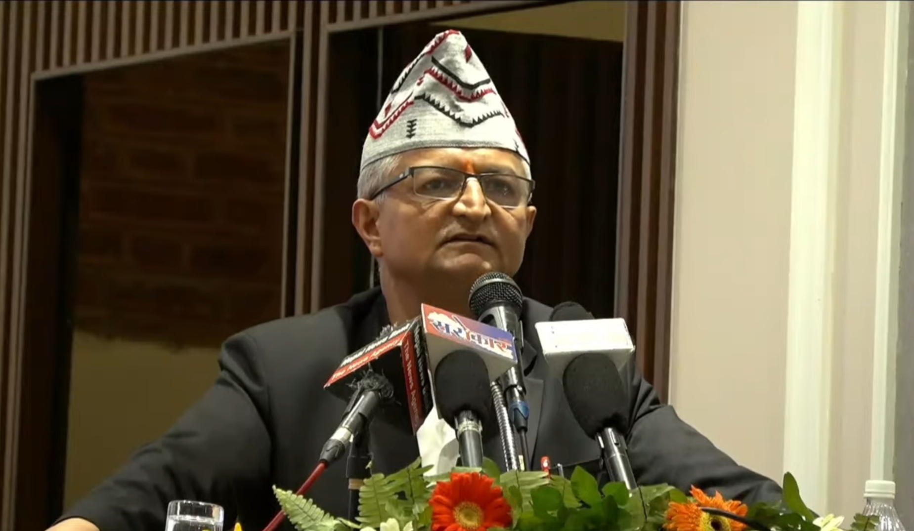 दुई तिहाइको सरकार स्वायत्त निकायहरू समाप्त गर्नतर्फ लाग्यो : अध्यक्ष डा. मिश्र