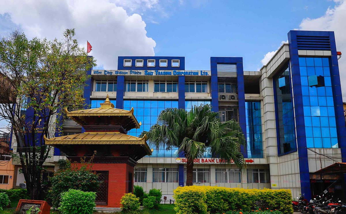 खाना पकाउने ग्यास आपूर्ति सहज बनाउँदै साल्ट ट्रेडिङ: नुन ६ महिनालाई पुग्ने, चिनी सस्तो मूल्यमा बिक्री