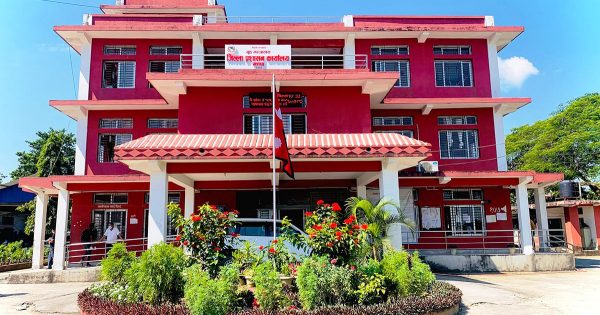 ‘अर्नब’ चक्रवातको प्रभावबाट जोगिन तीन दिन सतर्कता अपनाउन झापा प्रशासनको आग्रह
