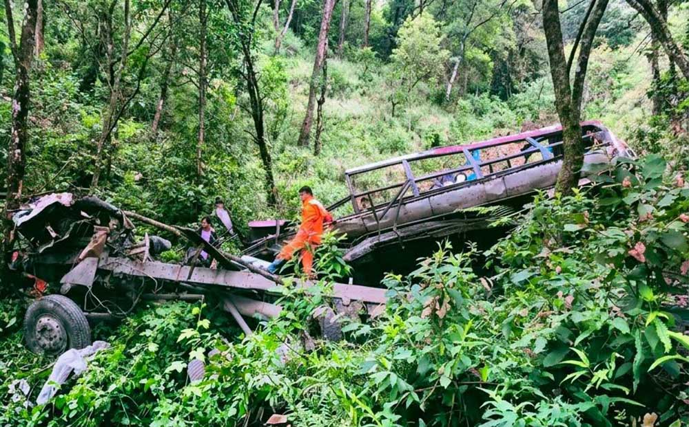 पोखरा स्कुल बस दुर्घटनाको छानबिन गर्न शिक्षा मन्त्रालयले बनायो समिति