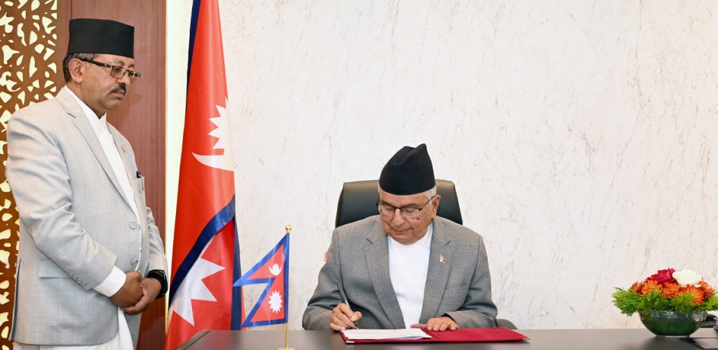राष्ट्रपतिले जारी गरे दुई अध्यादेश