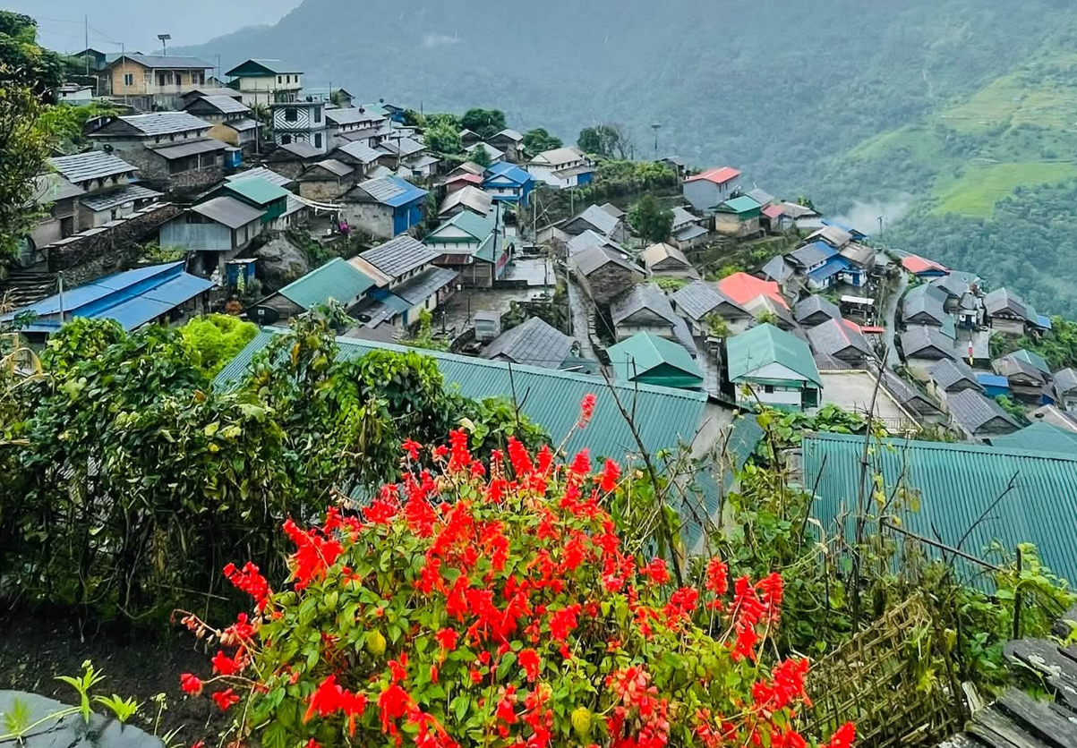 दशैंको बिदामा घुमफिरका लागि लमजुङका १० उत्कृष्ट गन्तव्य