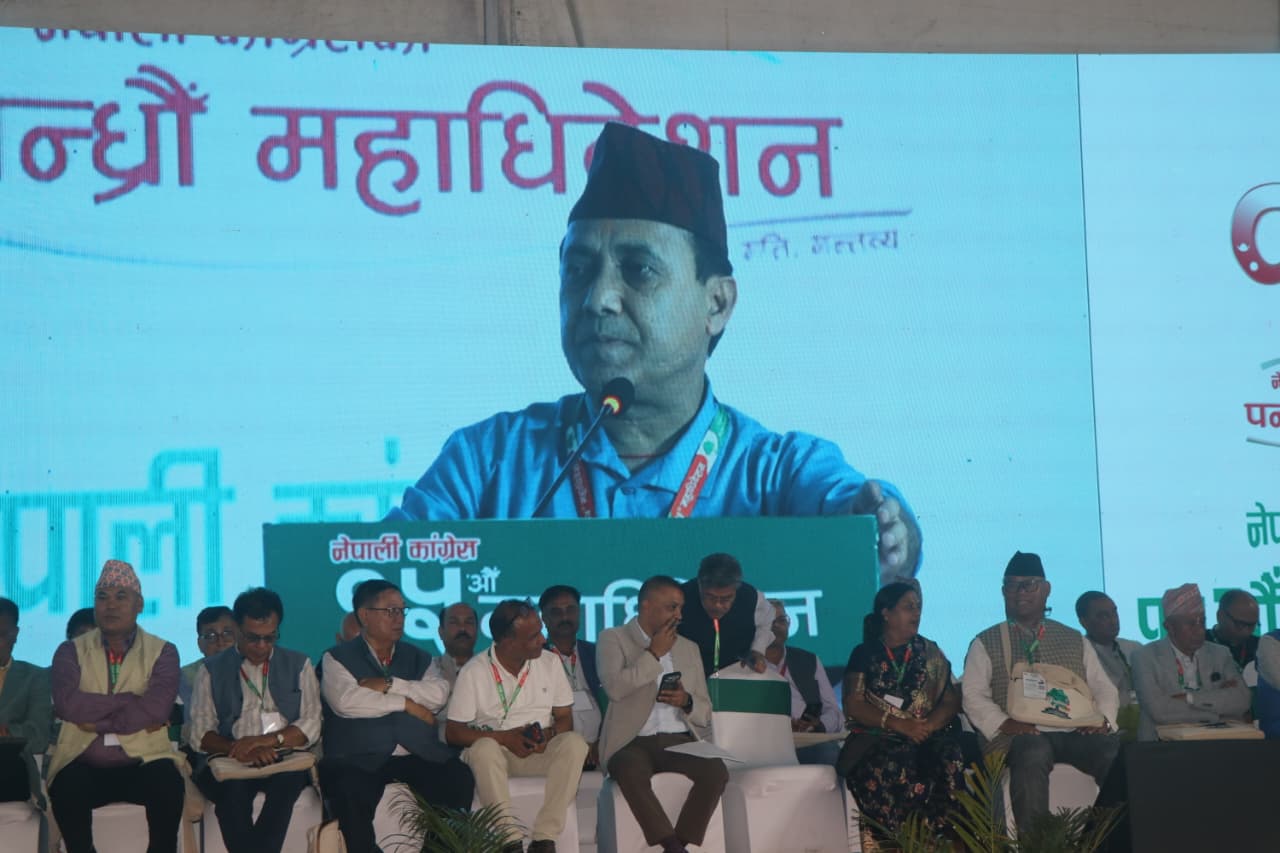 पदको होड त्यागेर लोकतान्त्रिक मूल्य जोगाउन प्रतिवेदनमार्फत उपसभापति शर्माको अपिल
