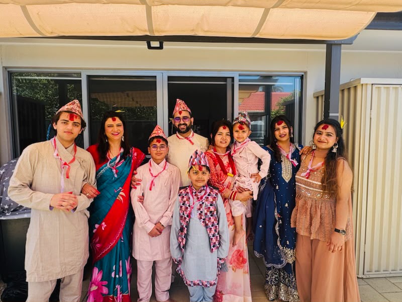 अस्ट्रेलियाभर दशैंको रौनक, टीका र जमरामा रमाउँदै दोस्रो पुस्ता (फोटो फिचर)