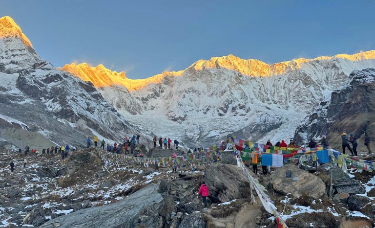 निषेधित क्षेत्र घुम्ने विदेशी पर्यटकबाट बर्सेनि करोडौँ राजस्व