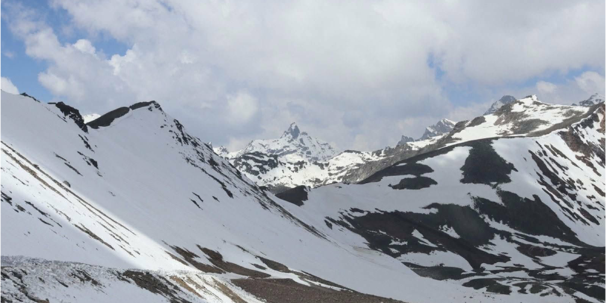 बडीमालिका हिमपात अपडेट : एक जनाकाे उद्धार, एकको खोजी जारी