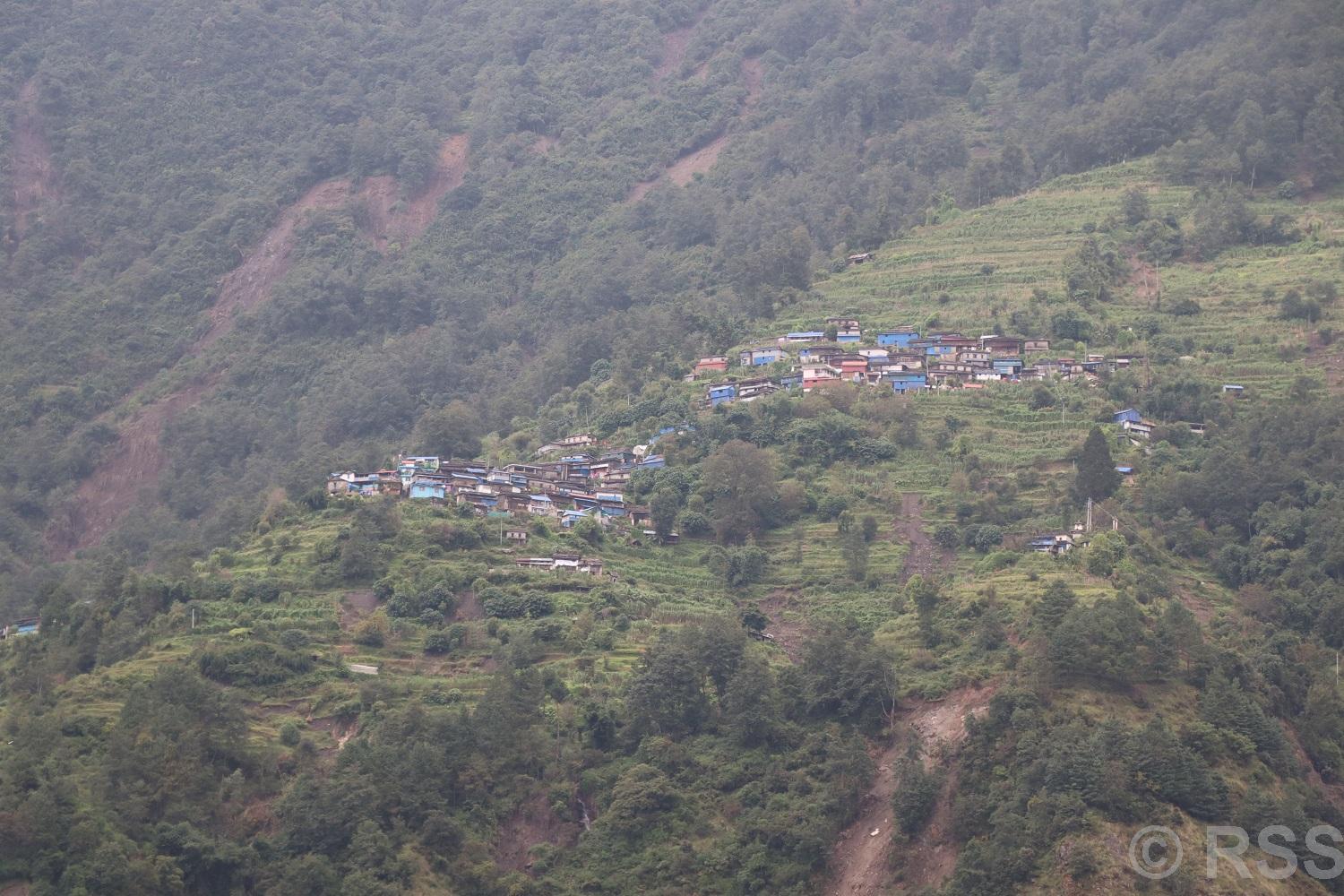 पाउद्वार गाउँ प्राकृतिक नाकाबन्दीमा