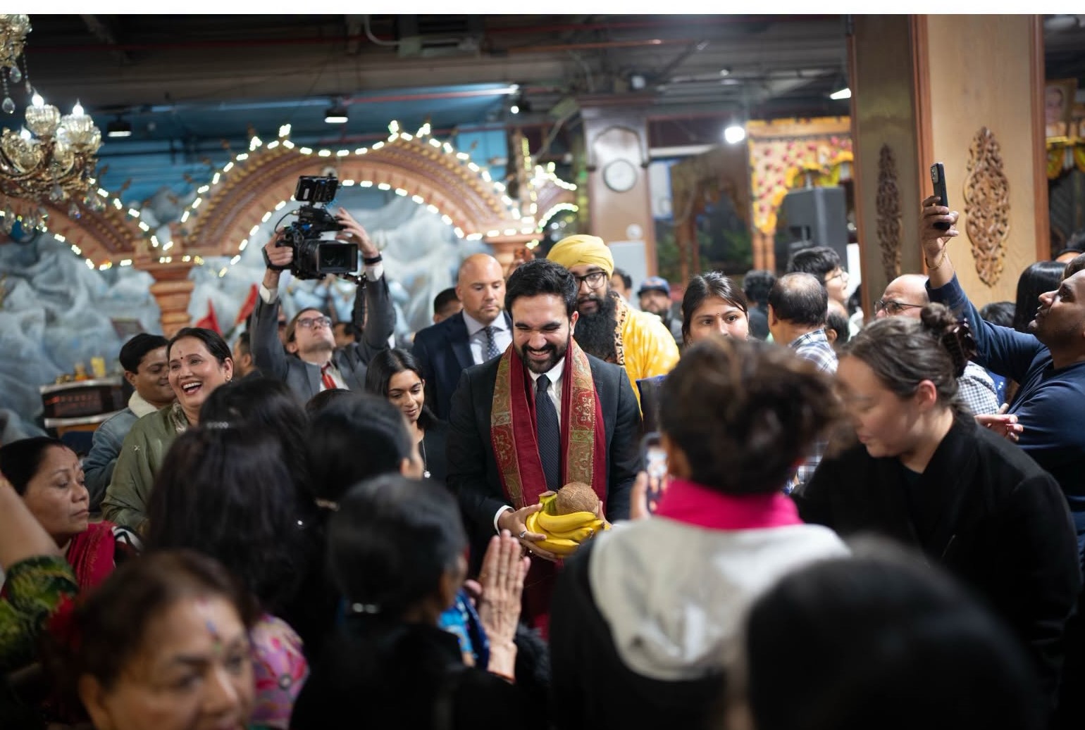 न्युयोर्कका मेयरले हिन्दूहरुसँग मनाए दशैं