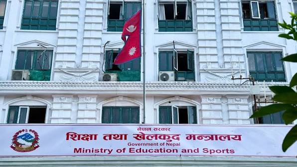 साफ गुमेपछि खेलकुद मन्त्रालयमाथि प्रश्न : फिफा निलम्बन हटाउन पहल कहाँ पुग्यो?