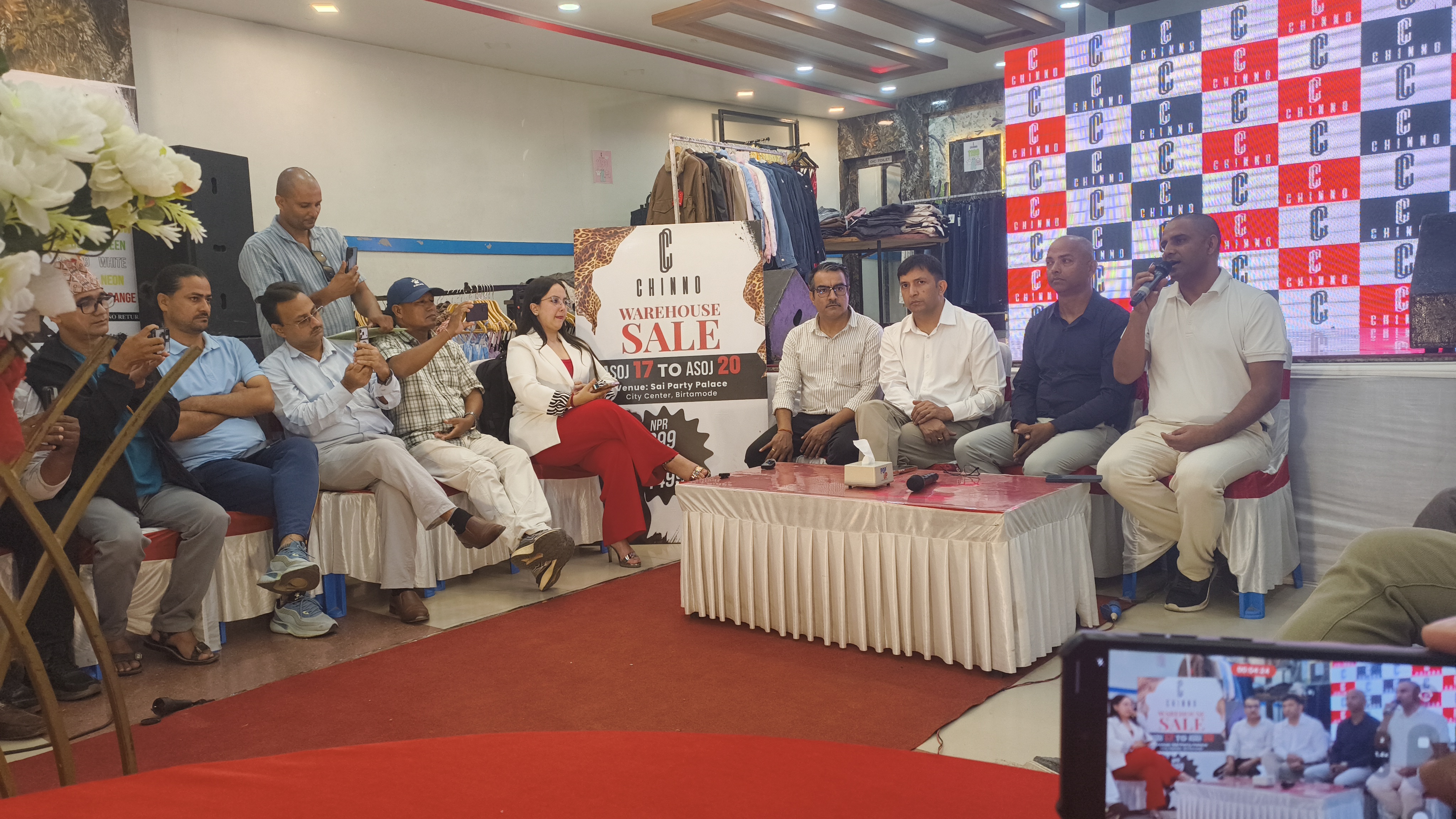 झापाको बिर्तामोडमा नेपाली कपडा ब्राण्ड ‘चिनो’को चारदिने वेयरहाउस सेल सुरु