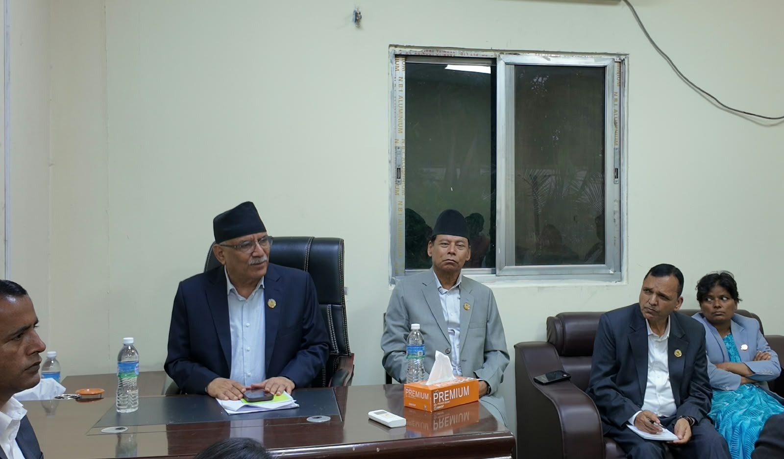 प्राकृतिक विपदमा उद्धार र पुनर्निर्माणमा जुट्ने नेकपा संसदीय दलको निर्णय, सांसदहरू क्षेत्रमा जाने