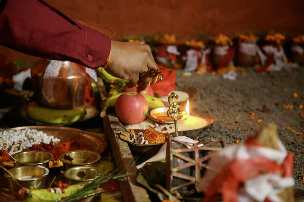 हनुमानढोकास्थित दशैं घरमा जमरा राखियो, घटस्थापनासँगै विजयादशमीको रौनक सुरु (फोटोफिचर)